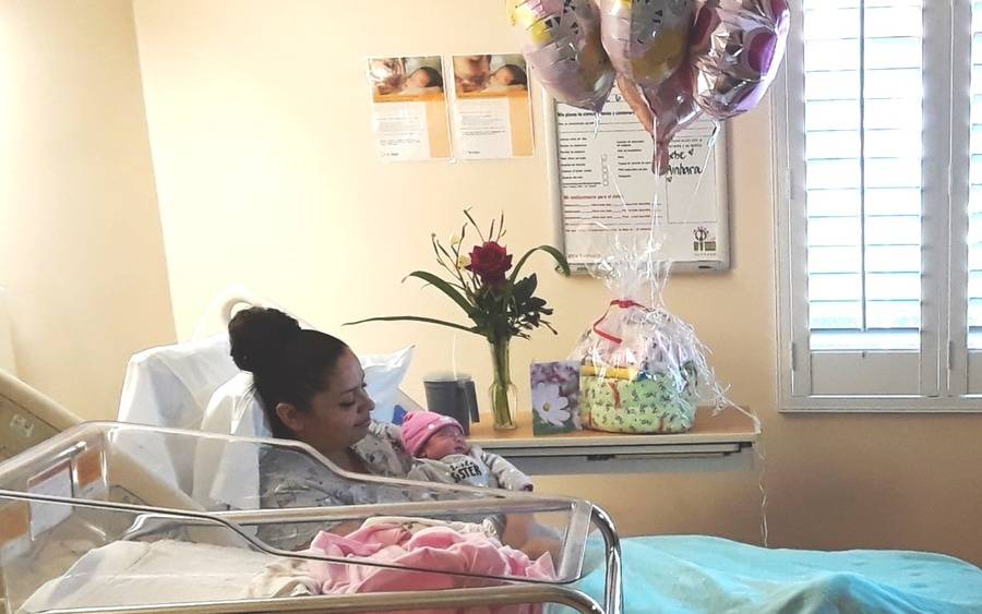 Elizabeth Morales and Ainhara Banos, first 2019 baby in San Diego County, delivered at Scripps Chula Vista.