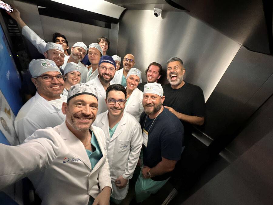 Gregory Mundis, MD group photo on a medical mission.