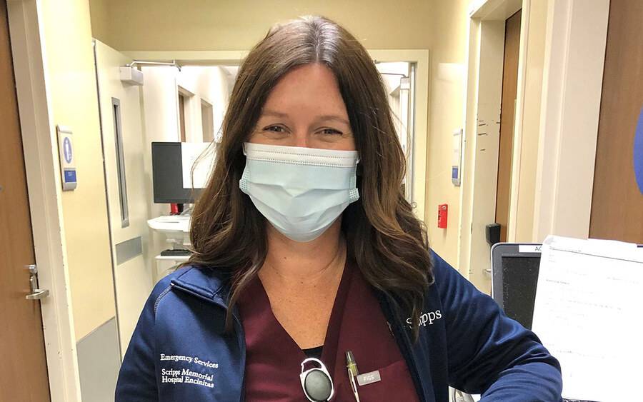 Katelyn Renneisen nurse in emergency department at Scripps Memorial Encinitas Hospital.