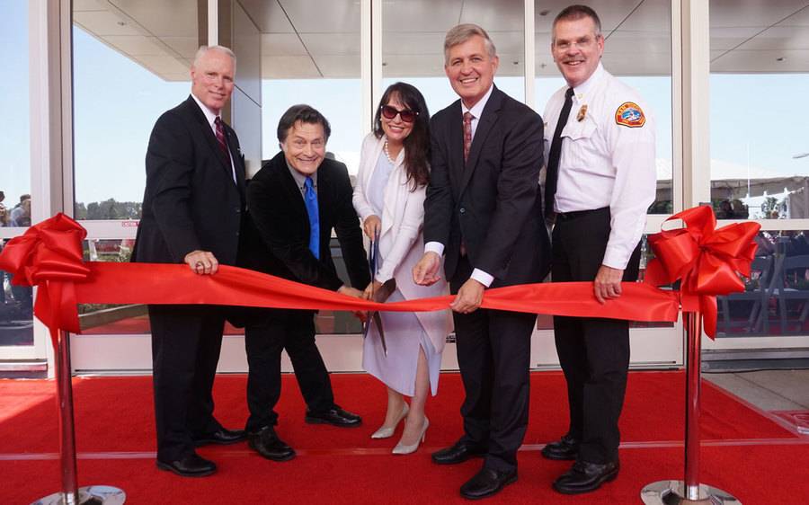 Ribbon cutting ceremony at the Barbey Family Emergency and Trauma Center.