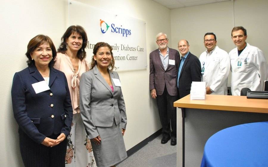 Members of the Scripps Woltman Diabetes Center gather for a photo during the building's ribbon cutting ceremony.
