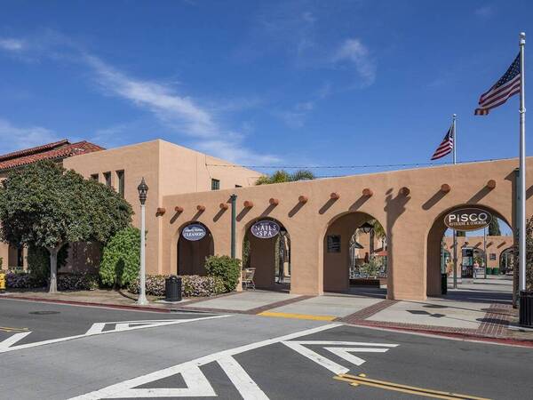 Scripps Clinic Liberty Station is a multispecialty clinic in Point Loma offering primary care and dermatology.  