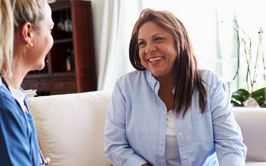 Doctor discusses diet plan with prediabetes patient.