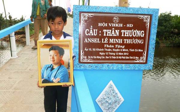 Dr. Hei Le started a foundation to build bridges for children in Vietnam in memory of his late son.