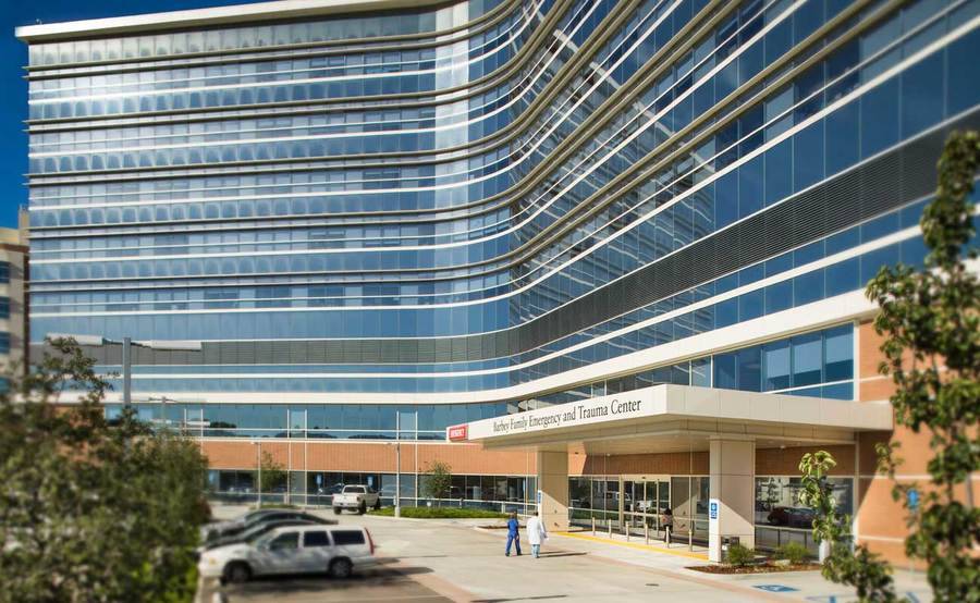 The exterior of the Barbey Family Emergency and Trauma Center, located on the campus of Scripps Memorial Hospital La Jolla near I-5 and Genesee Avenue.