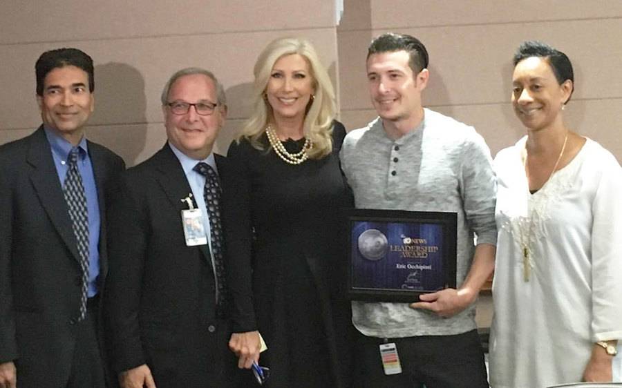 Eric Occhipinti, patient services specialist at Scripps Health, recieving the 10News Leadership Award.
