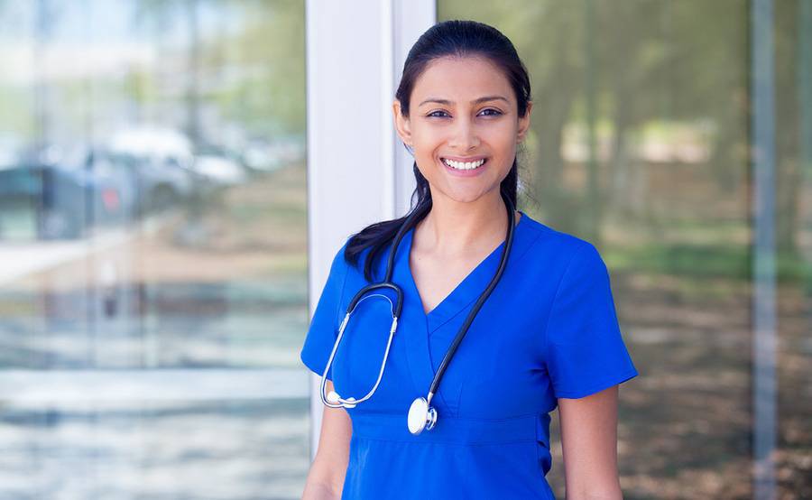 Young nurse, represents the many nurses at Scripps Health in San Diego that take advantage of the many graduate training programs available to them.