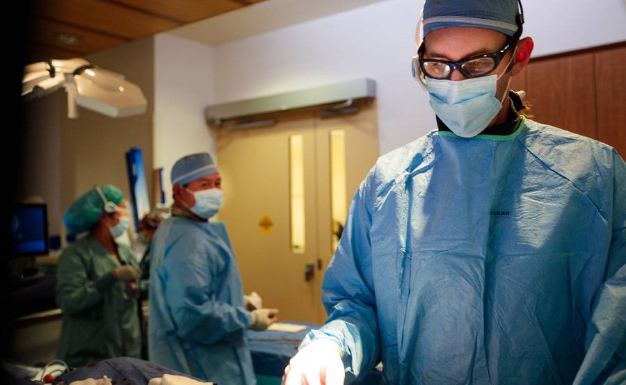Dr. Nicholas Olson performs cardiac electrophysiology procedure.