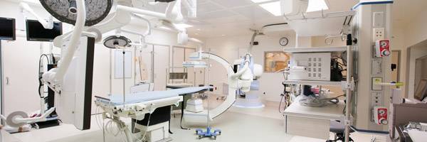 At Scripps Health in San Diego, thoracic surgery is performed in new hybrid OR suites that offer the latest advances in surgical care.