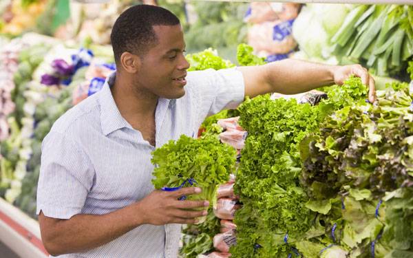 Men are changing their lifesyles for improved health.