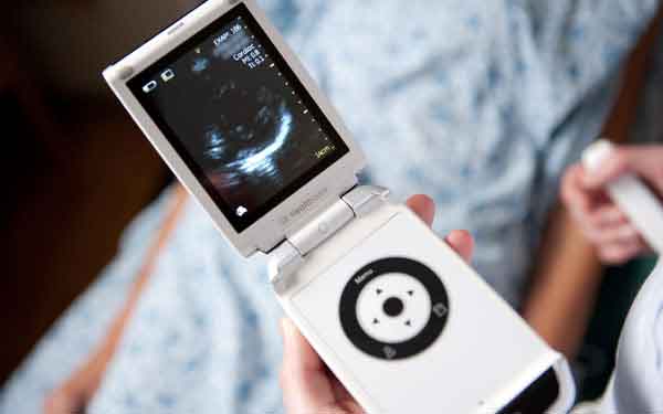 In another installment, “Paying Till It Hurts,” Scripps Health cardiologist, Dr. Eric Topol, was interviewed by NY Times writer Elisabeth Rosenthal.  Covering the topic of hand held heart ultrasound device that may reduce healthcare costs.