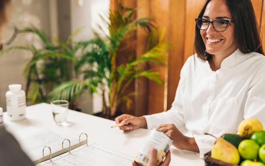 Registered dietitians are nutrition experts.