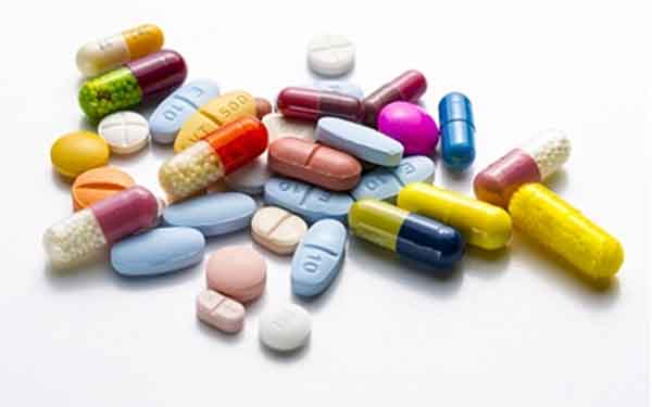 Various sizes and colors of pharmaceutical drugs that can be taken orally.