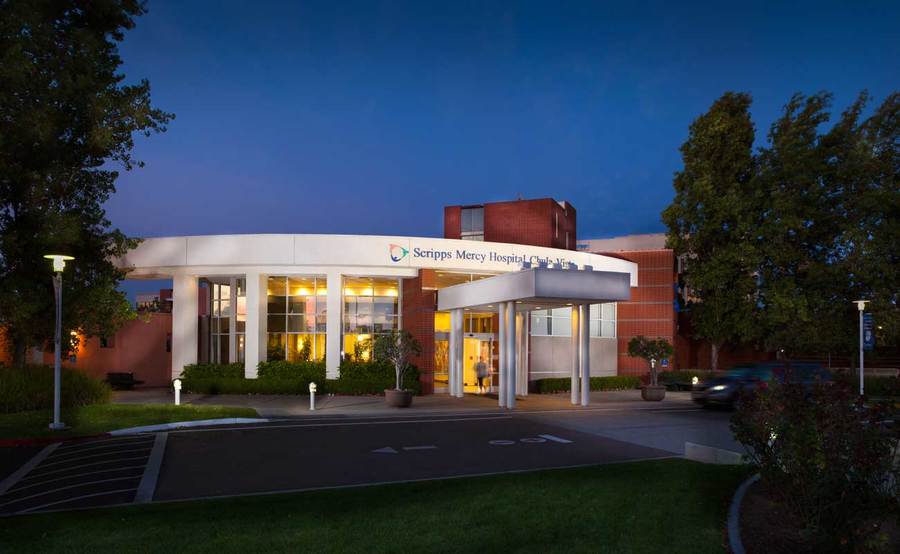 The exterior of Scripps Mercy Hospital Chula Vista with our 24-hour emergency room.