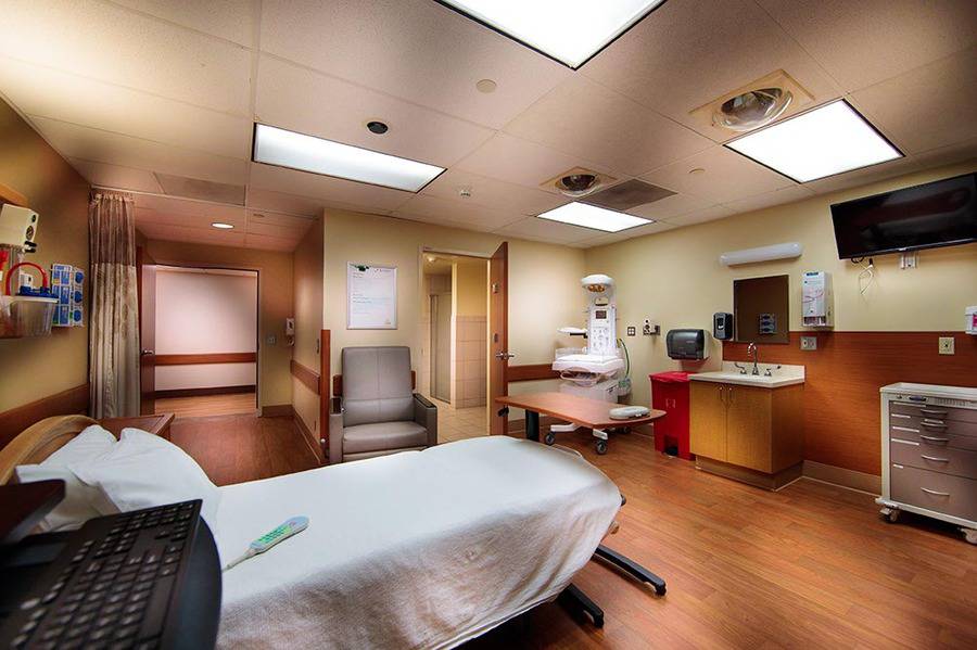 This labor and delivery room at Scripps Mercy San Diego Hospital has a bed and other equipment for a safe delivery of a baby.