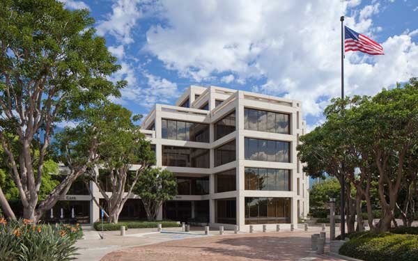 The exterior of the office building at 9191 Towne Centre Drive in La Jolla, home to Scripps Green Sports and Physical Therapy.