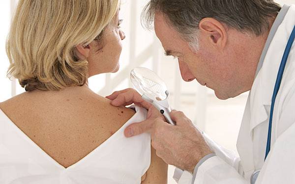 A dermatologist from Scripps Clinic in San Diego weighs in on skin cancer prevention.