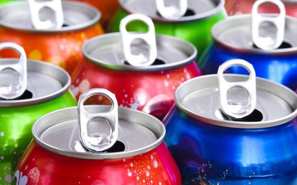 Study claims sugary beverages could be responsible for thousands of deaths per year.