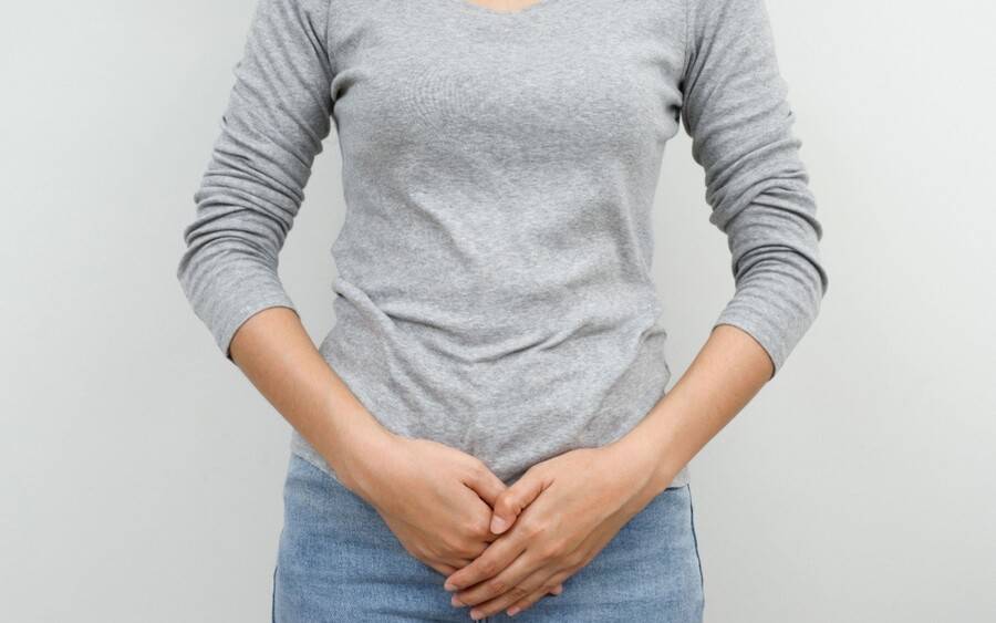 A woman experiences vulvar irritation, may need to see dermatologist for a skin condition.