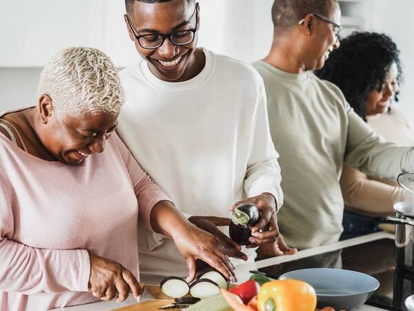 Nutrition and Fitness Beyond Cancer Treatment – Virtual