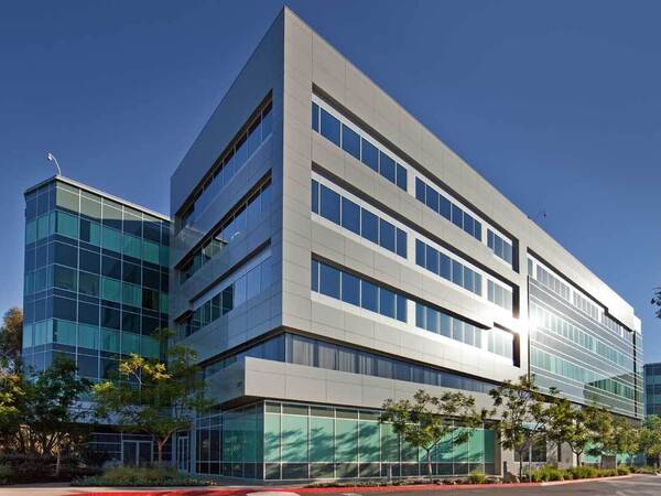 An image of the Scripps Clinic Carmel Valley location.