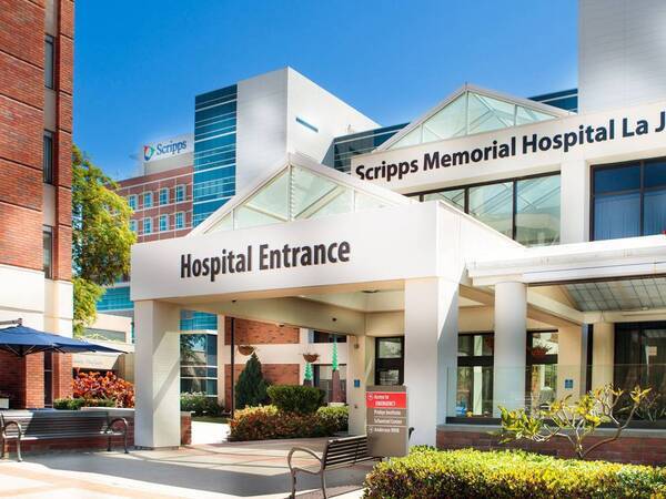 The hospital entrance of Scripps Memorial Hospital La Jolla in San Diego.