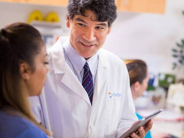 Gerard Lumkong, MD, Family Medicine, Scripps Coastal Medical Center