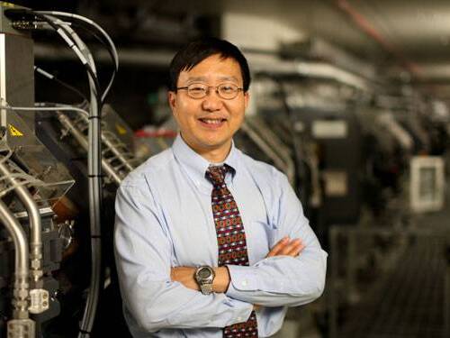 Lei Dong, PhD, chief medical physicist at Scripps Proton Therapy Center.