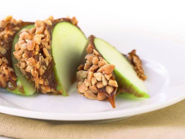 A Halloween pastry made from apple and caramel.