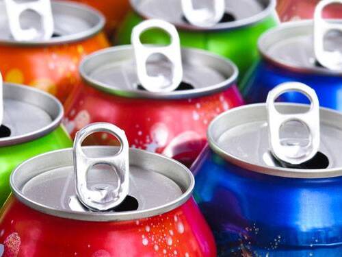 Study claims sugary beverages could be responsible for thousands of deaths per year.