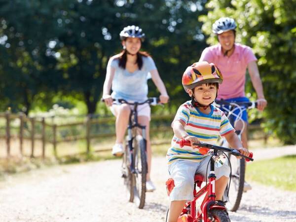 How to Keep Kids Active: 5 Easy Fitness Tips for Parents