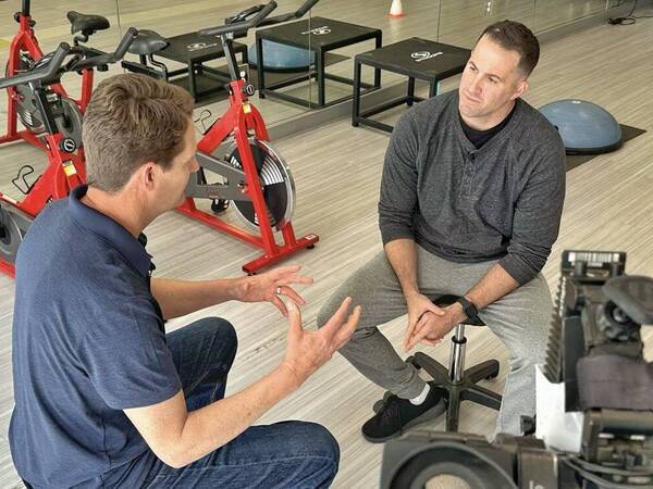 Police Sgt. Anthony Elliott (right) speaks with CBS 8 reporter Jeff Zevely at the Scripps Encinitas Outpatient Rehabilitation Center.