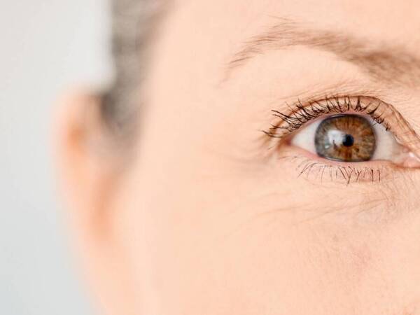 What Causes Eye Floaters?