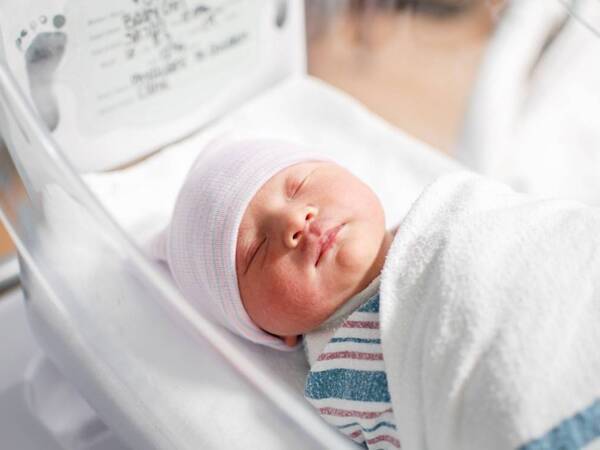 Guidance for Newborn Visitors: How Parents Can Decide What Is Best