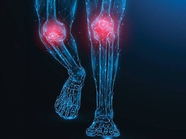 A 3-D image of a person legs highlights the knees.