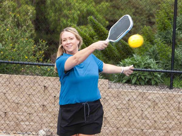 Farrah Adams is back to playing tennis after recovering from stage 3 cervical cancer treatment.