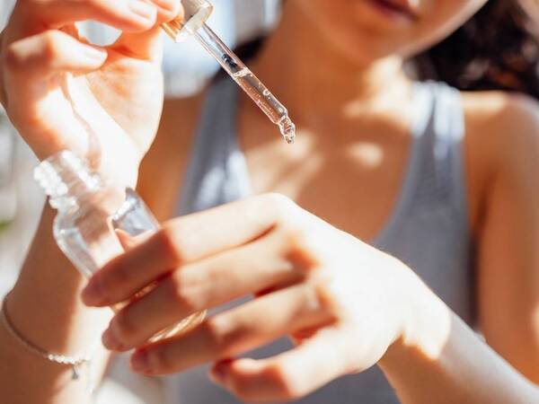 What Are Peptides? Benefits, Side Effects and Risks to Know