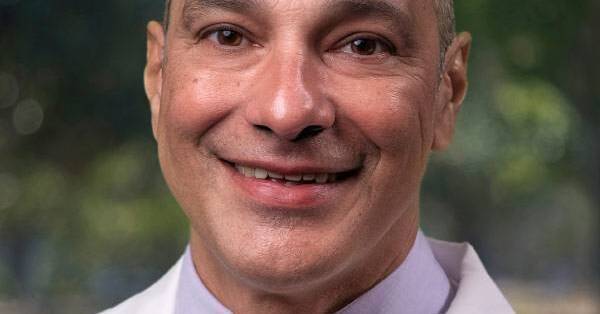 Steven Escobar, MD - Pulmonary Disease - Scripps Health